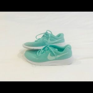 Girls Nike Sneakers